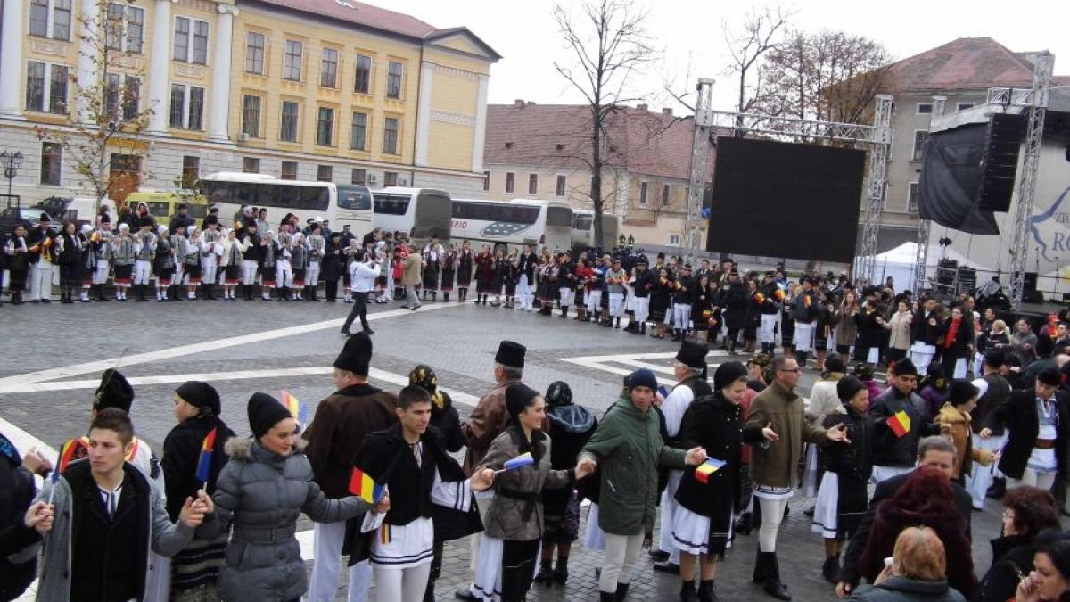 Ziua Unirii Principatelor - Iohannis și Ciolacu în București, Ciucă și Simion la Iași și Focșani