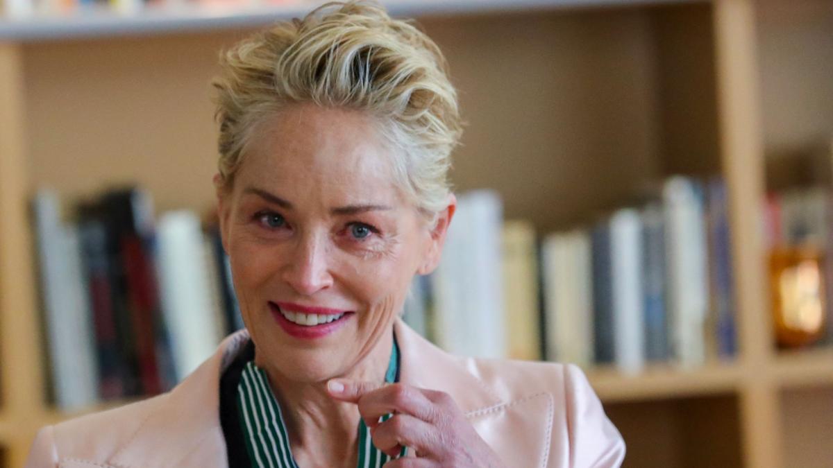 Sharon Stone este în căutarea dragostei: "E atât de ușor să sari în pat cu cineva"