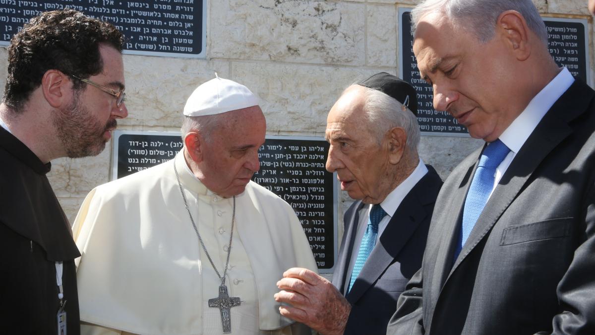 Papa Francisc condamnă antisemitismul printr-o scrisoare către populația din Israel