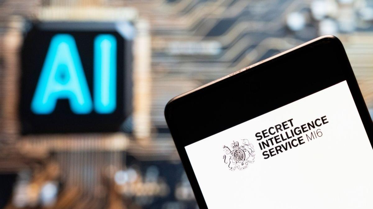 Moartea unui agent MI6 rămâne un mister