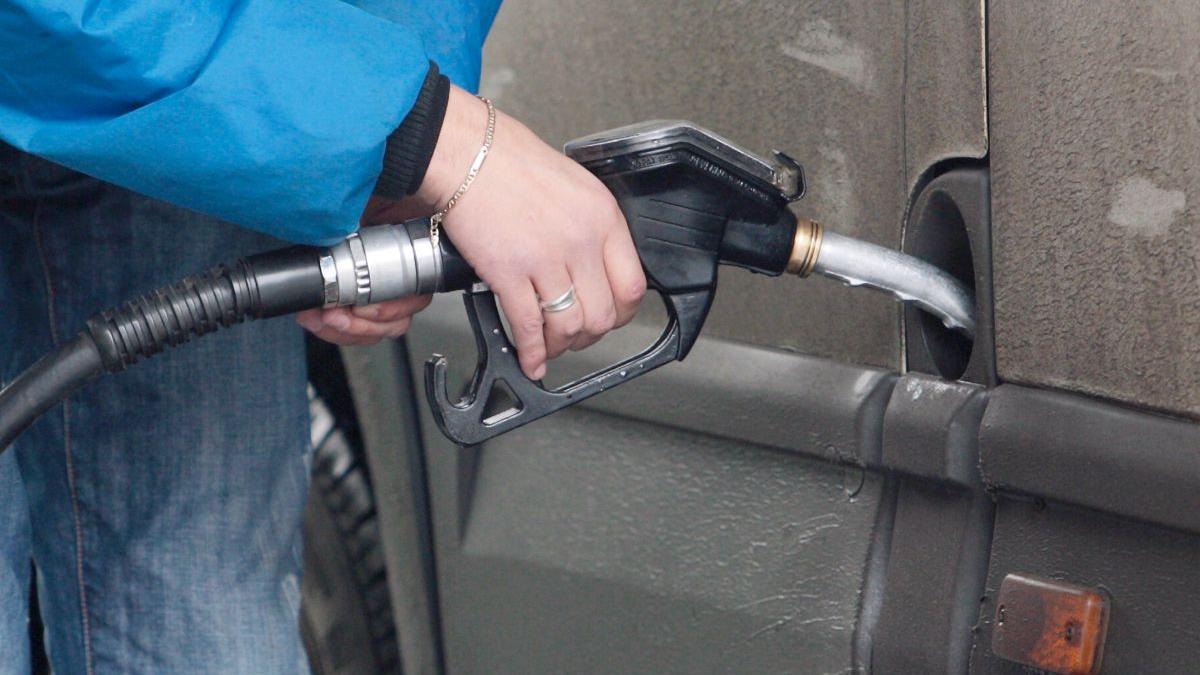 Noi creșteri de prețuri la pompă din anul 2025. Noua directivă UE afectează întreaga industrie