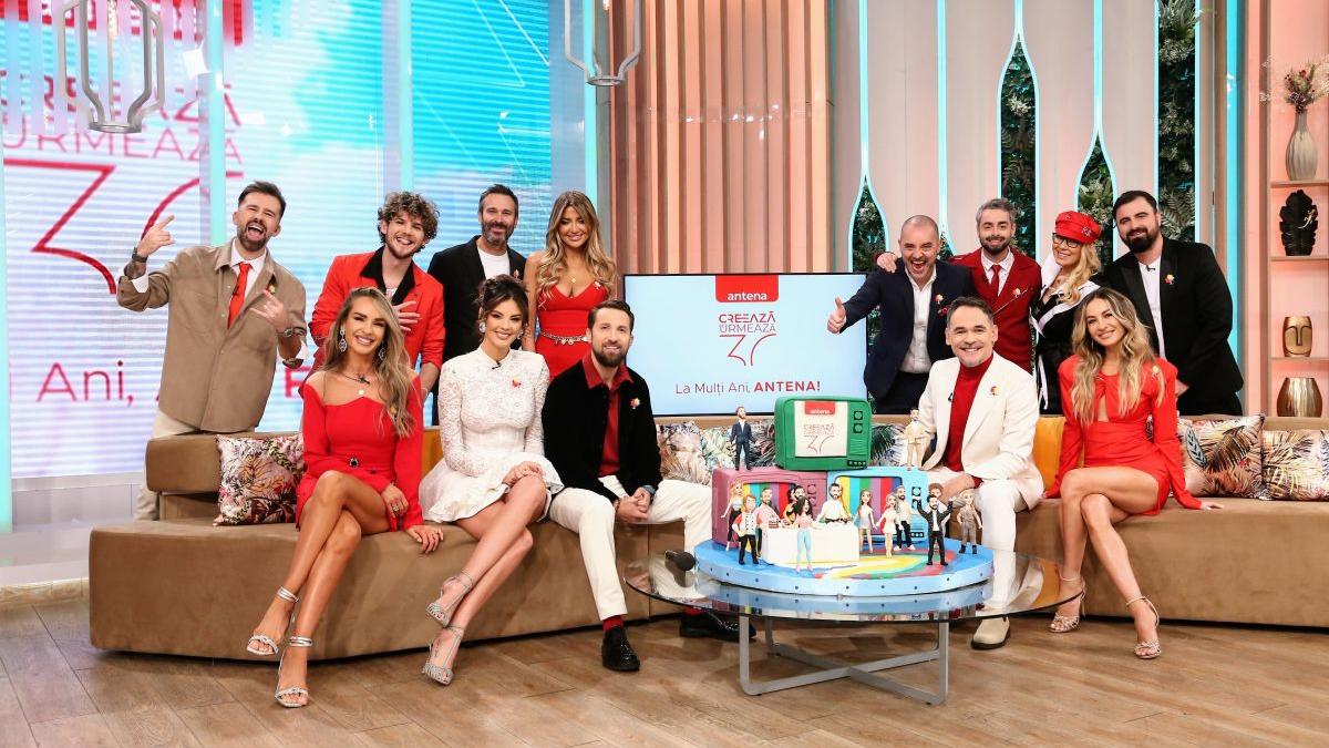 Echipa Super Neatza aniversează 16 ani printr-o super petrecere la Palatul Ştirbey Buftea