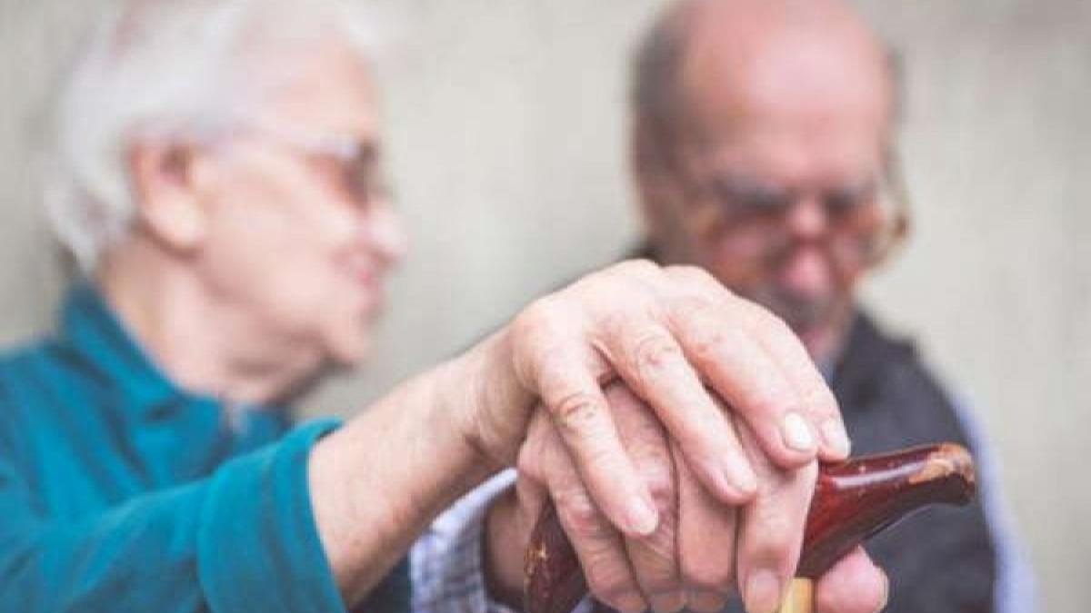 Scobitul în nas poate crește riscul de Alzheimer