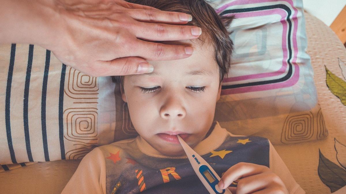 Bolile neurologice la copii. Medicul Mihai Craiu: "Unele complicații apar din cauza răspunsului organismului, și nu din cauza virusului"