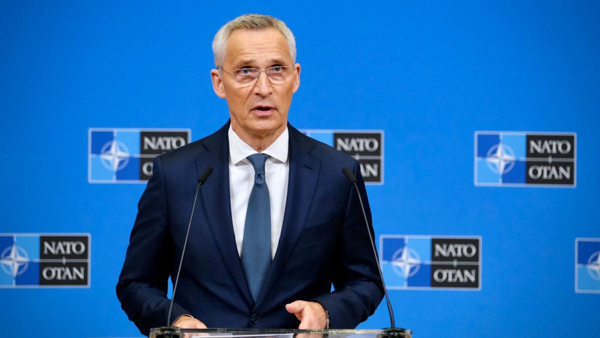 Secretarul general NATO: Rusia trebuie să răspundă la toate întrebările privind moartea lui Navalnîi