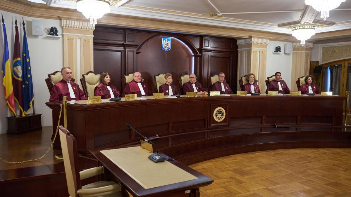 CCR: Avocații care nu dețin certificate ORNISS nu pot avea acces la informațiile clasificate din dosarele clienților lor. Este valabil și pentru cauzele civile