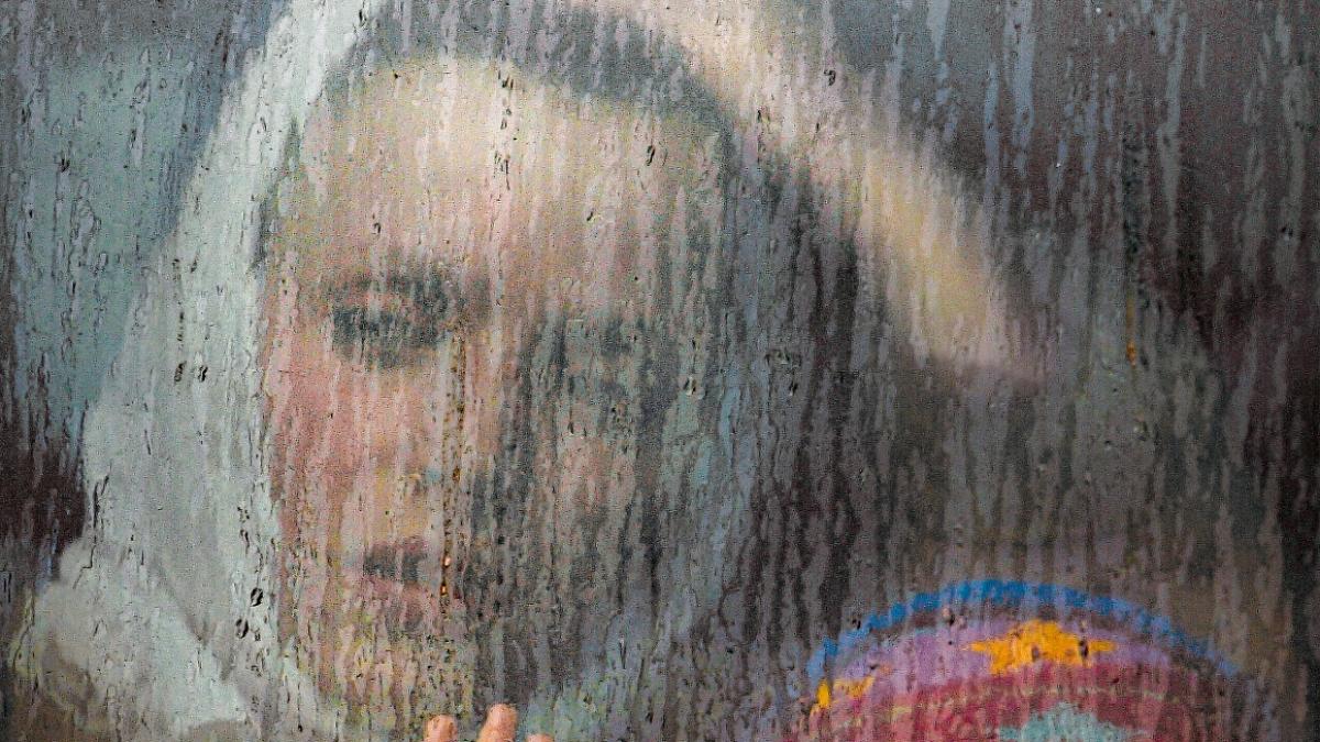 Se deschide expoziția de fotografie de război FRONT, cu Vadim Ghirda și Larisa Kalik, la Rezidența9