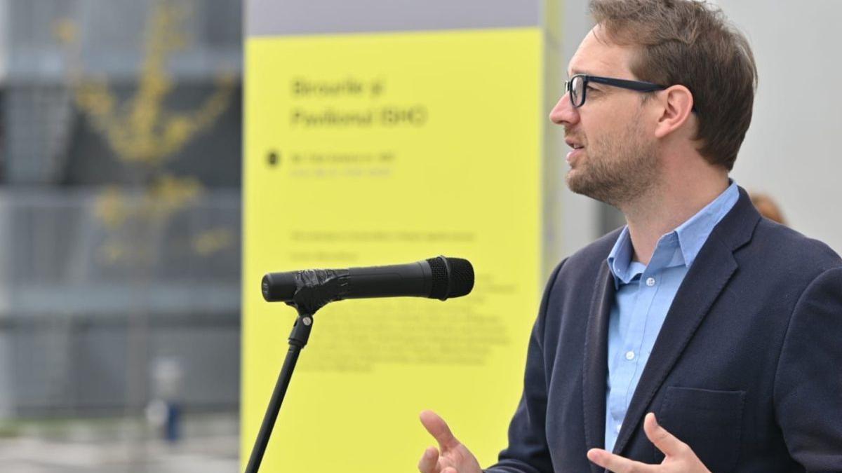 Campania electorală continuă la Timișoara. Primăria lui Dominic Fritz a cumpărat două panouri de baschet, cu 42.000 de euro