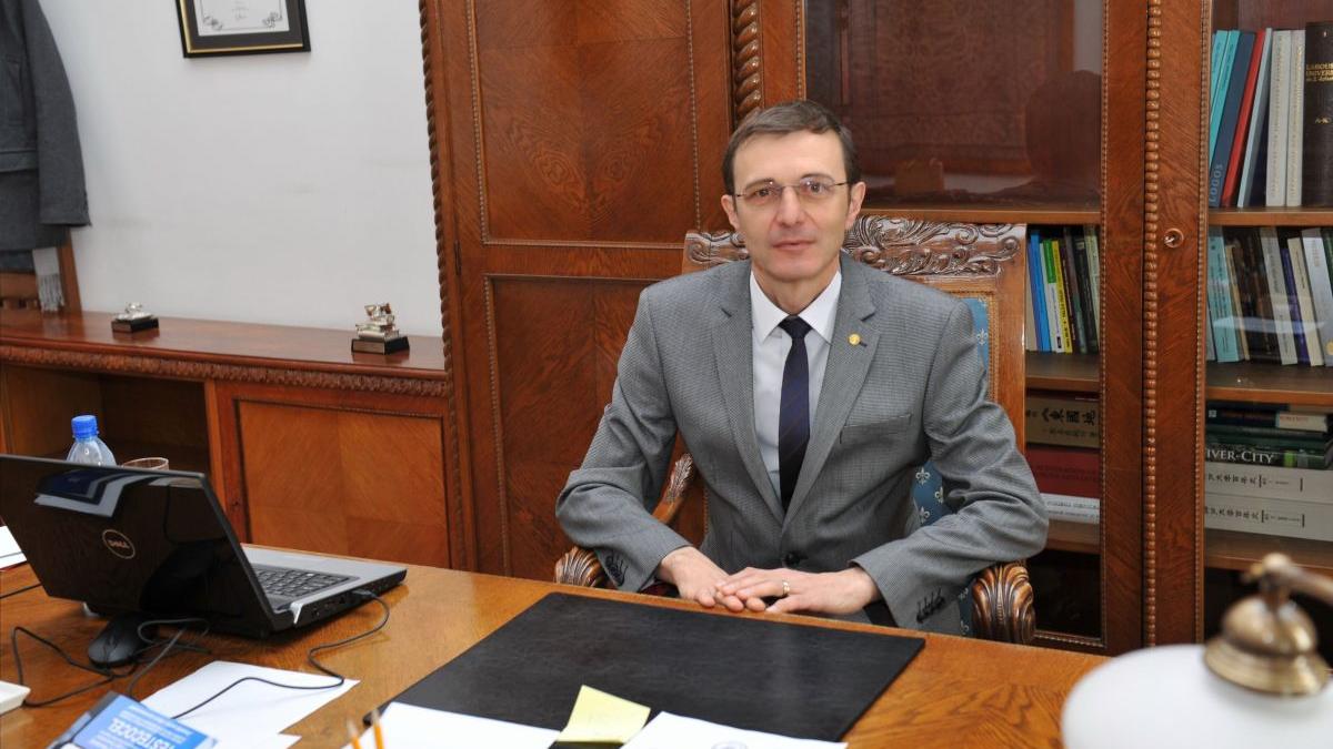 Ioan-Aurel Pop, președintele Academiei Române: n-ai carte, ai dictatori