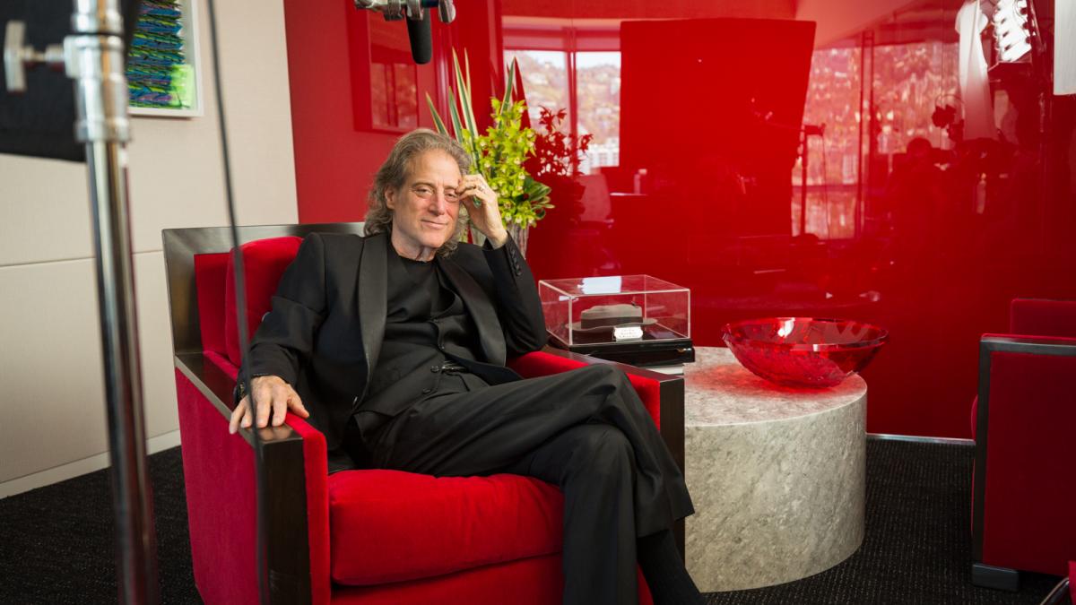 Celebrul actor și umorist Richard Lewis, cunoscut mai ales pentru rolul său din serialul Curb Your Enthusiasm, a murit la vârsta de 76 de ani