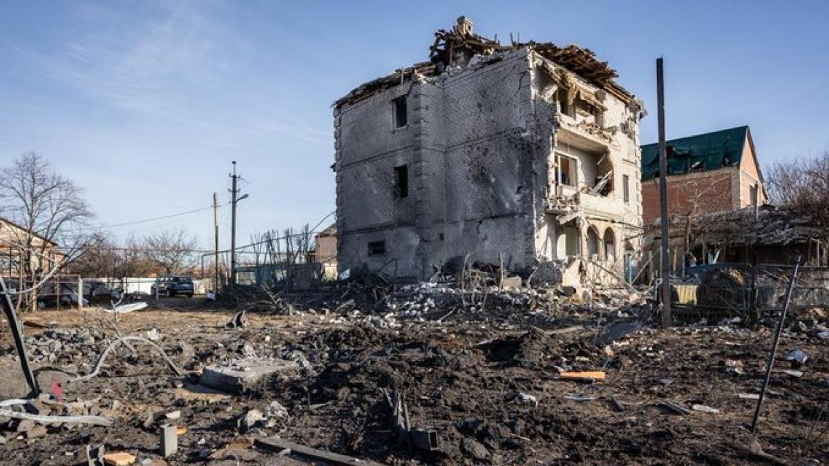 O dronă rusească s-a prăbușit peste un bloc din Odesa: Doi morți și opt răniți