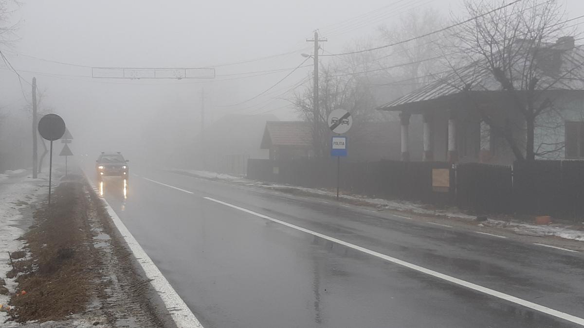 Cod galben de ceață în două județe din România până la ora 10.00. Iată lista localităților afectate