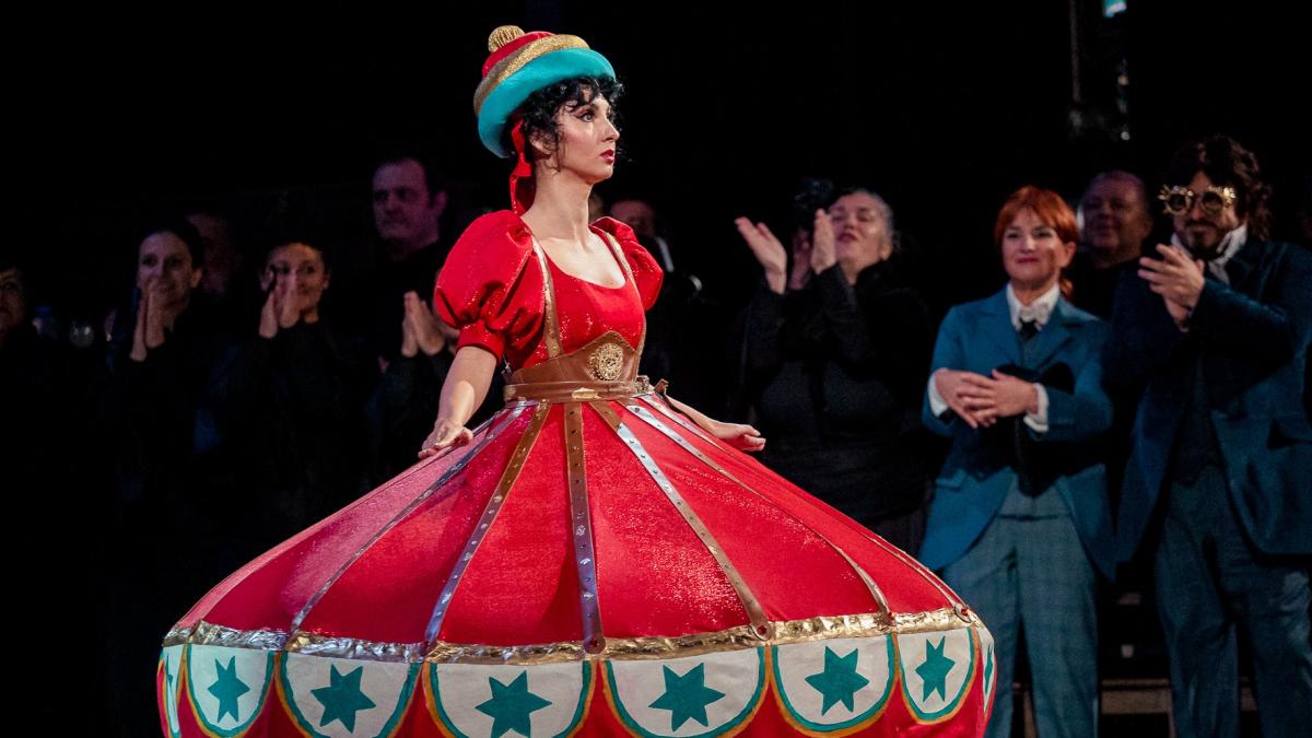 „Povestirile lui Hoffmann” - o fereastră către sufletul unui poet, înconjurat de întuneric și iluzii pierdute pe scena Operei Naționale București