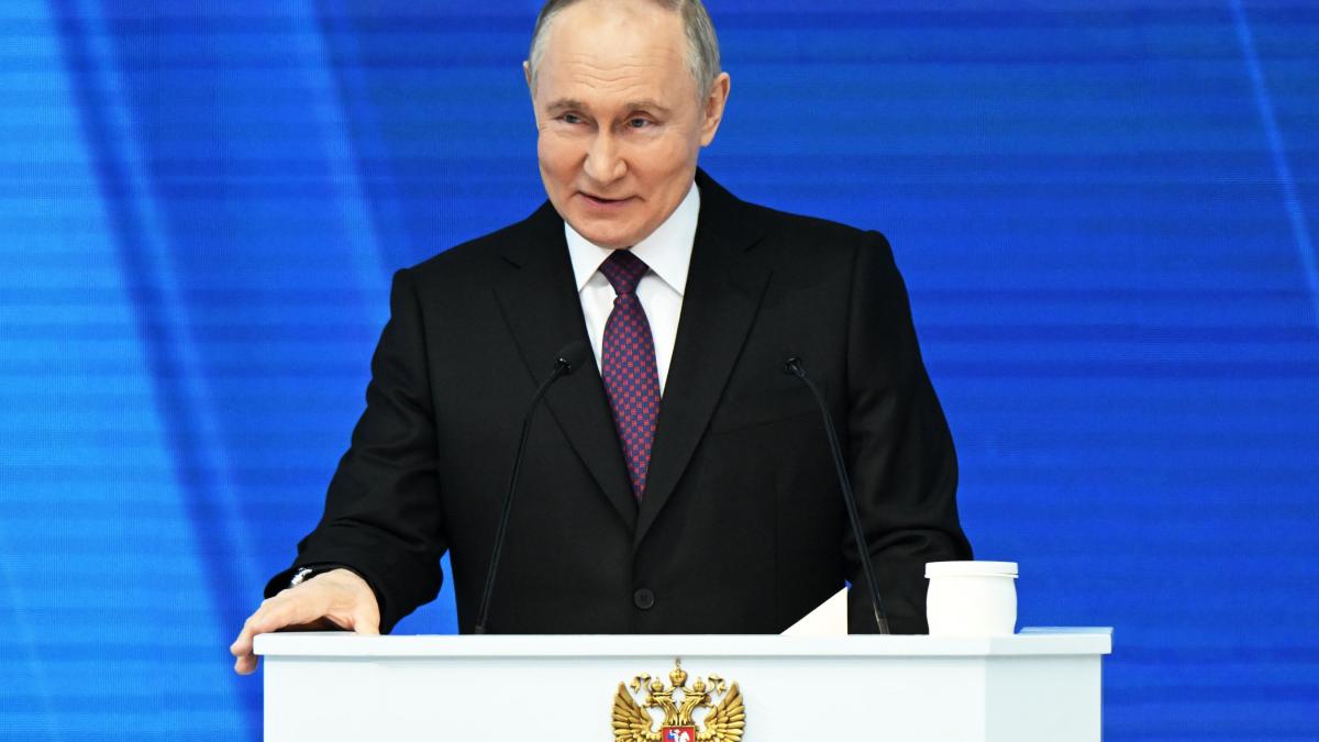 Putin ar putea obţine 82% din voturi, arată un centru de sondaj loial Kremlinului