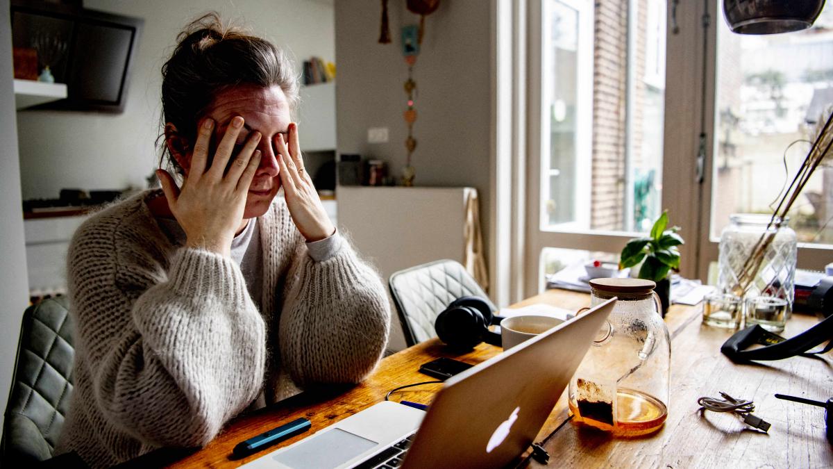 Creşterea nivelului de stres la job şi avansul tehnologic, preocupările angajaţilor