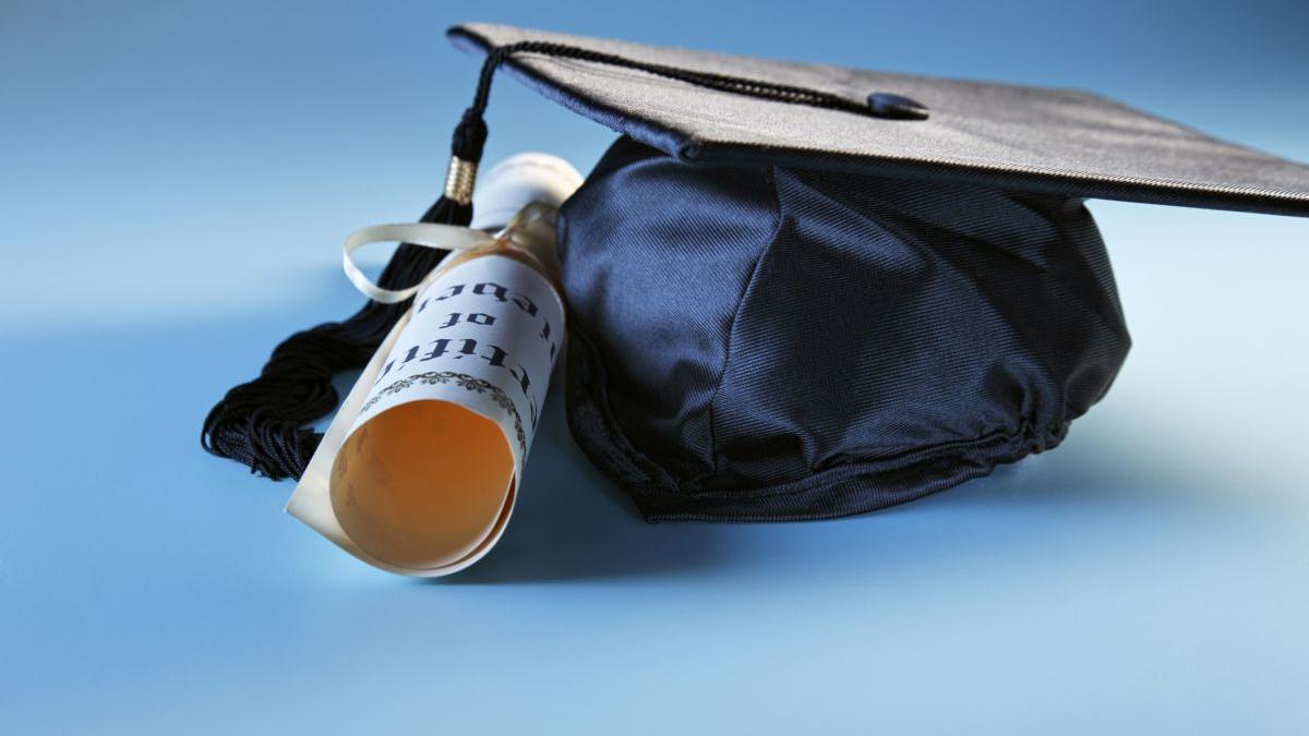 Comisia Europeană elaborează planuri pentru crearea unei diplome europene