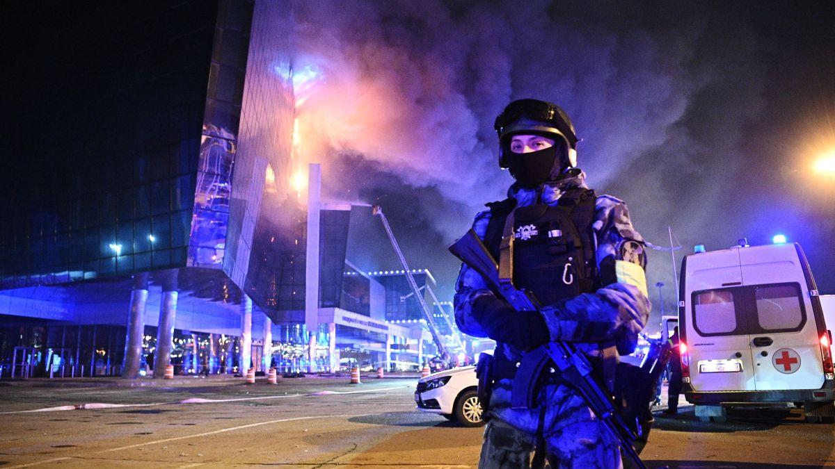 Nouă persoane, suspectate de legătură cu autorii atentatului de la Moscova, reținute în Tadjikistan