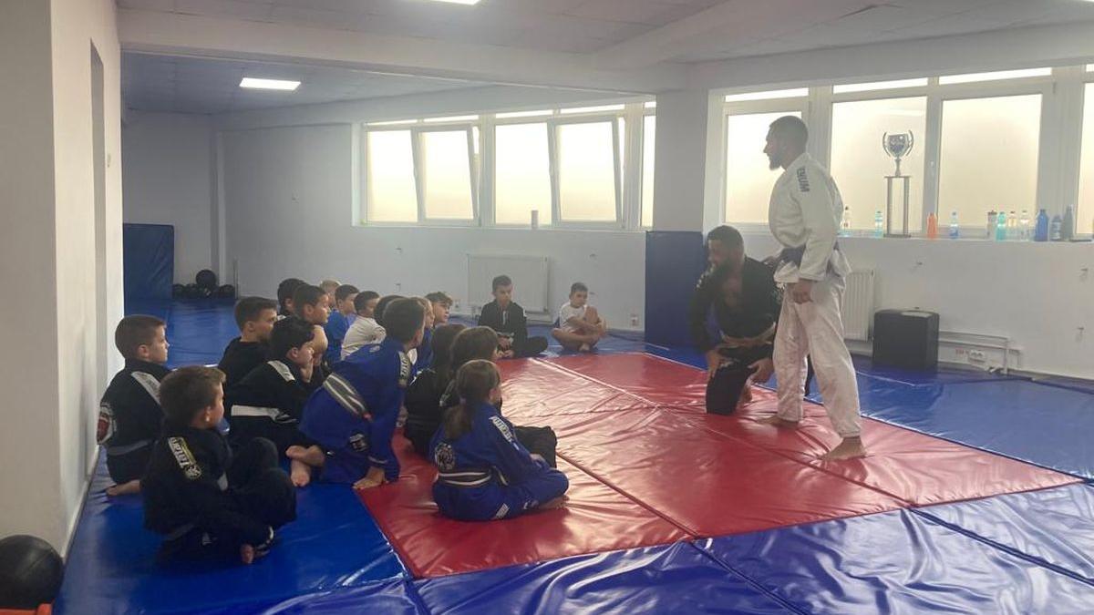 Peste 1000 de sportivi vor concura la Campionatul European de ju-jitsu U16, U18 și U21