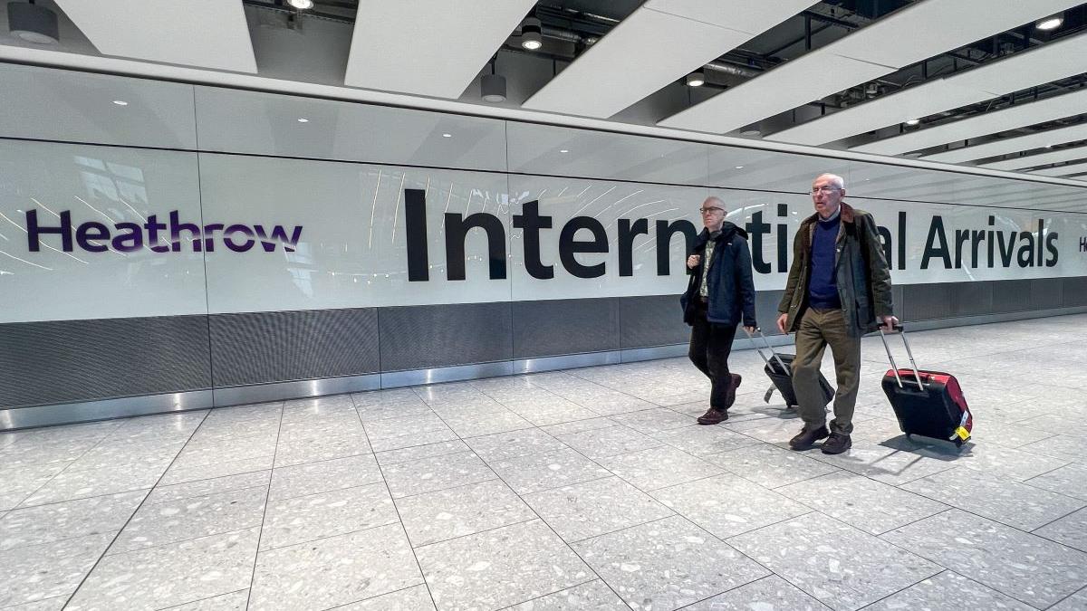 Accident aviatic. Două aparate de zbor s-au lovit pe aeroportul Heathrow
