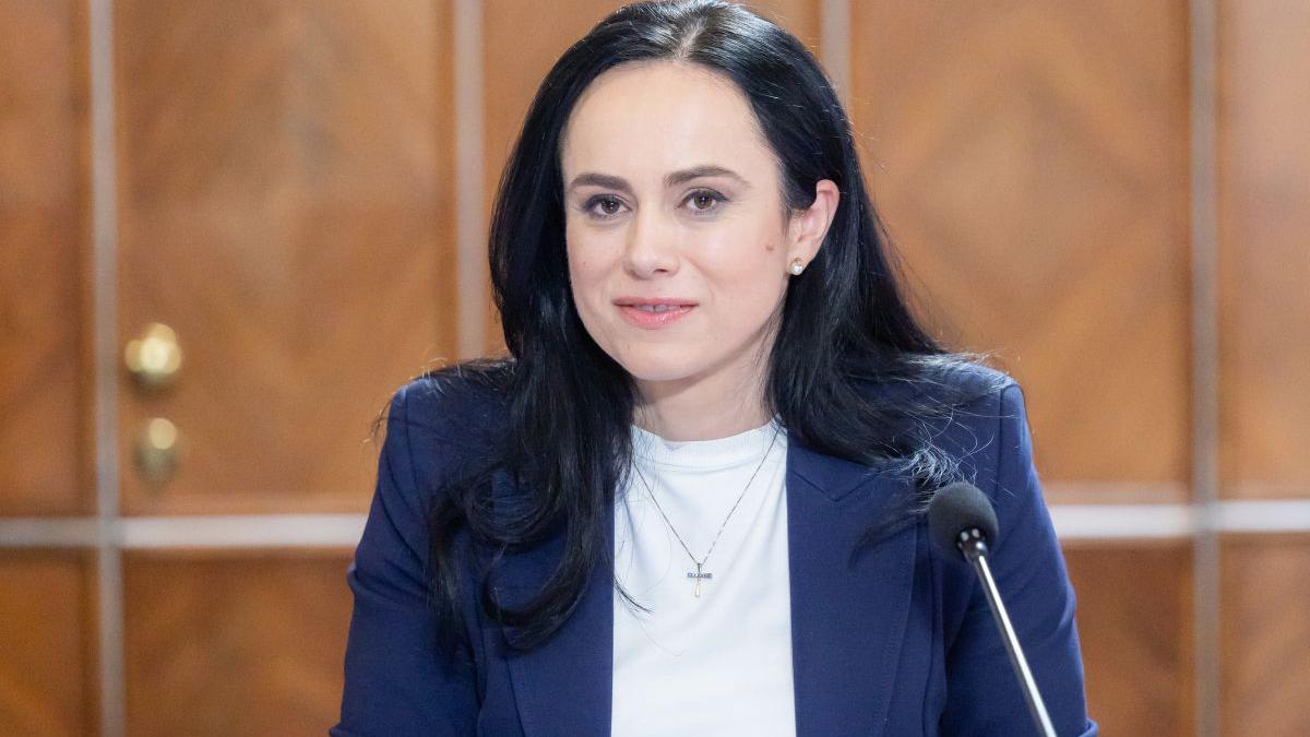 Ministerul Muncii: Legea care reformează sistemul de asistență socială a fost promulgată