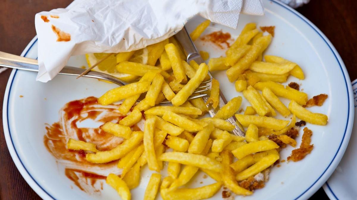 Junk Food: 9 sfaturi care te ajută să scapi de consumul mâncărurilor nesănătoase