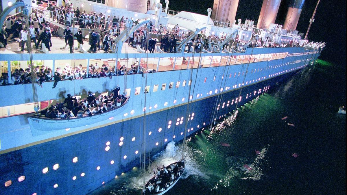 Un ceas care a aparținut celui mai bogat om de pe Titanic se vinde cu 1,2 milioane de lire sterline