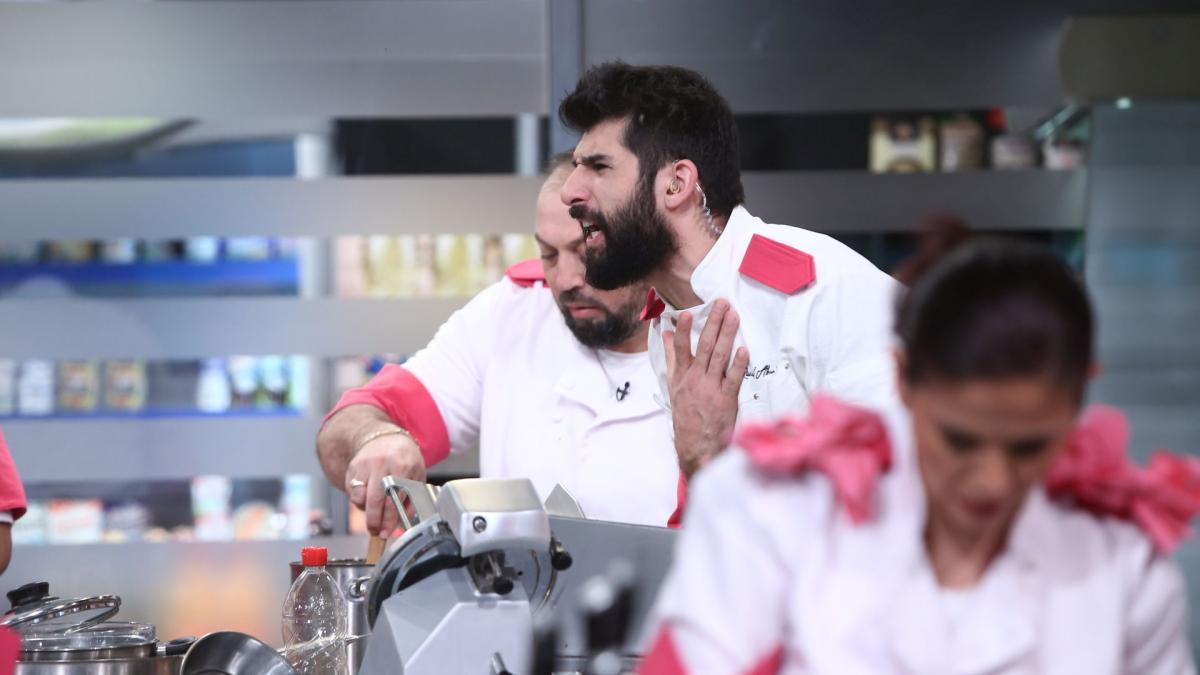 Diseară, de la 20:30, la Chefi la cuțite, momente critice în echipa ...