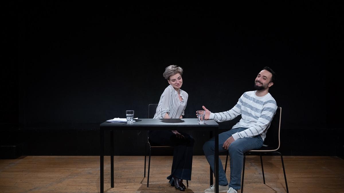 Trei motive să mai mergi la teatru în luna mai, cu Vanner Collective