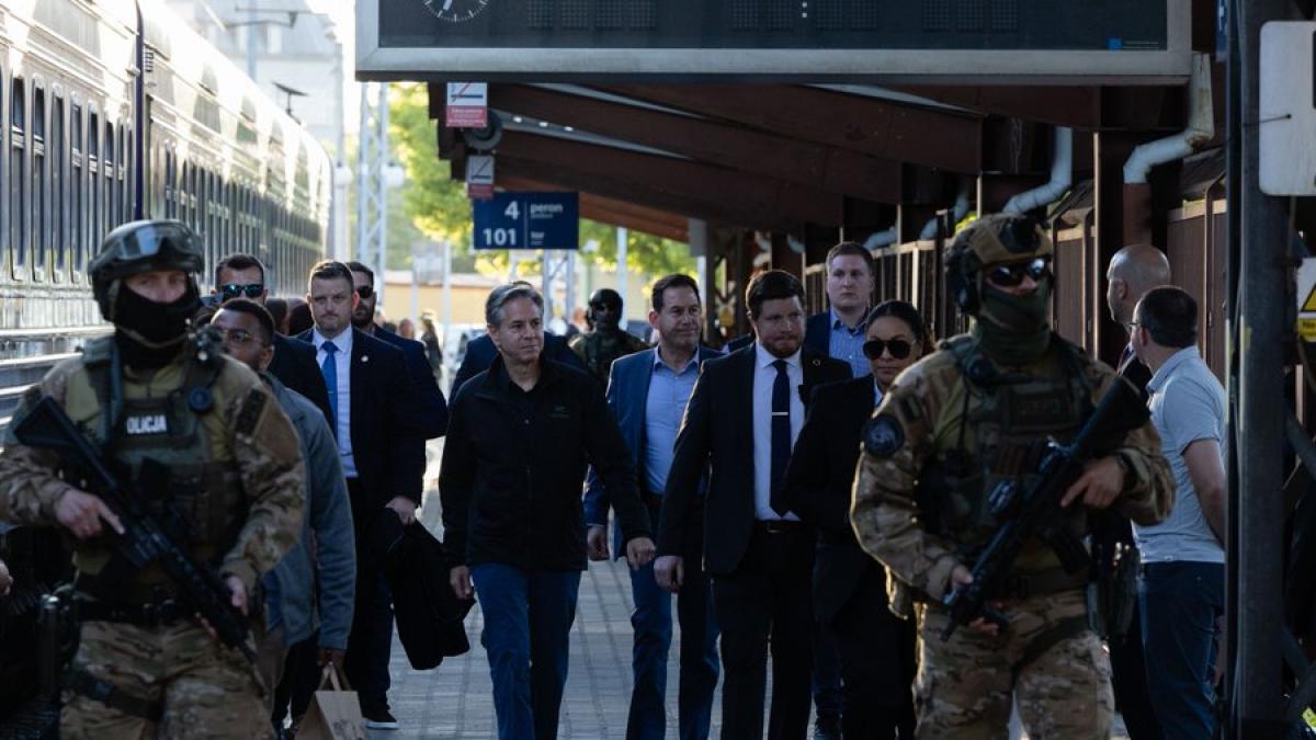 Antony Blinken a mers în Ucraina cu trenul, în semn de solidaritate americană pe fondul atacurilor rusești