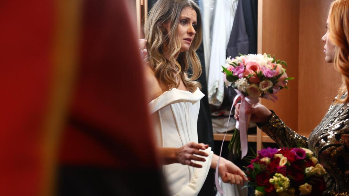 Final surprinzător de poveste în cel de-al treilea sezon Lia – Soţia soţului meu, diseară, de la 20.30, la Antena 1. Serialul revine în toamnă cu cel de-al patrulea sezon şi ultimul al seriei