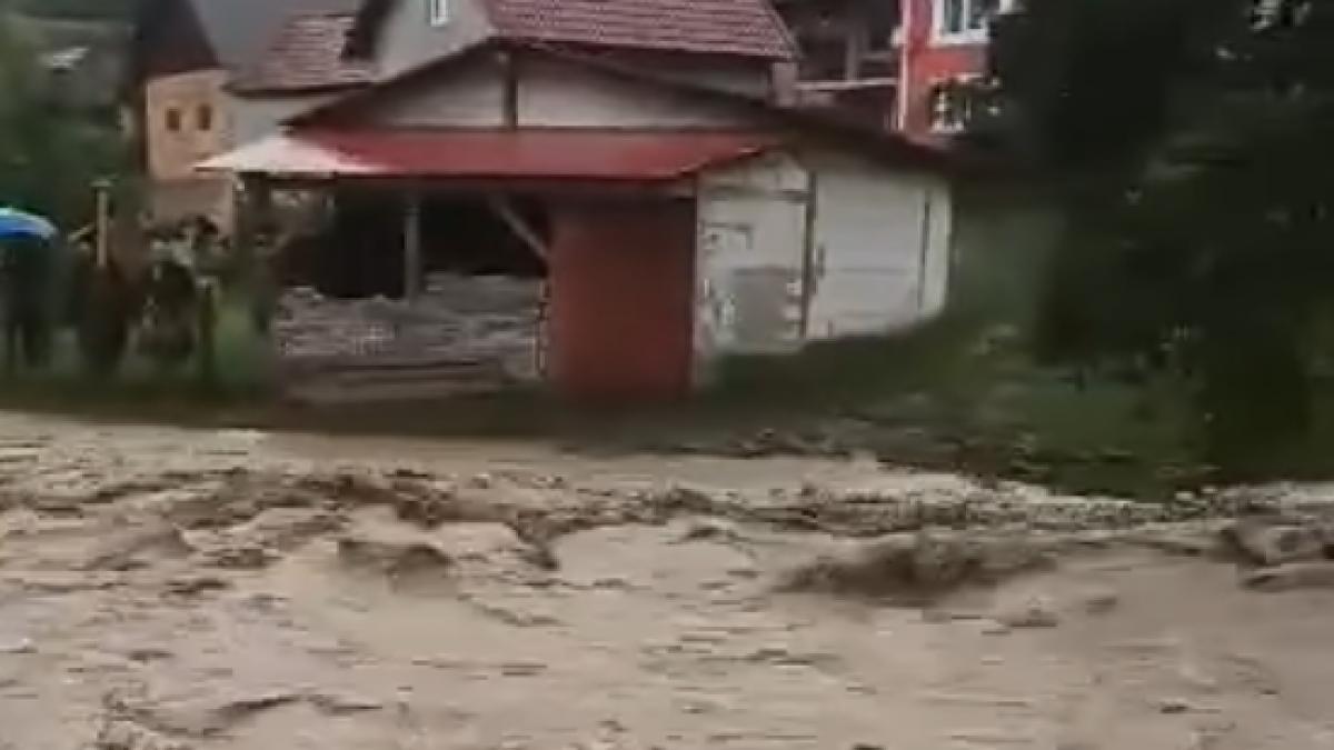 drum luat de ape in bistrita nasaud 20 de gospodarii sunt izolate