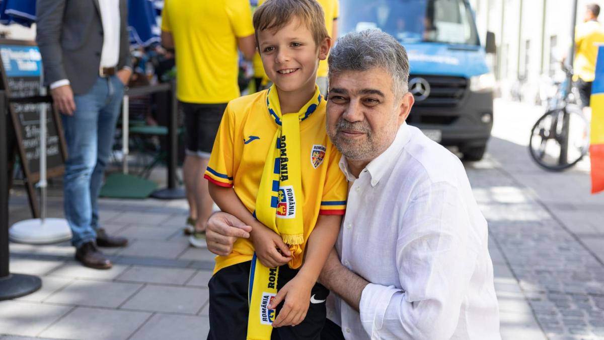 Premierul Marcel Ciolacu: Mândru să fiu alături de echipa națională a României și de suporteri