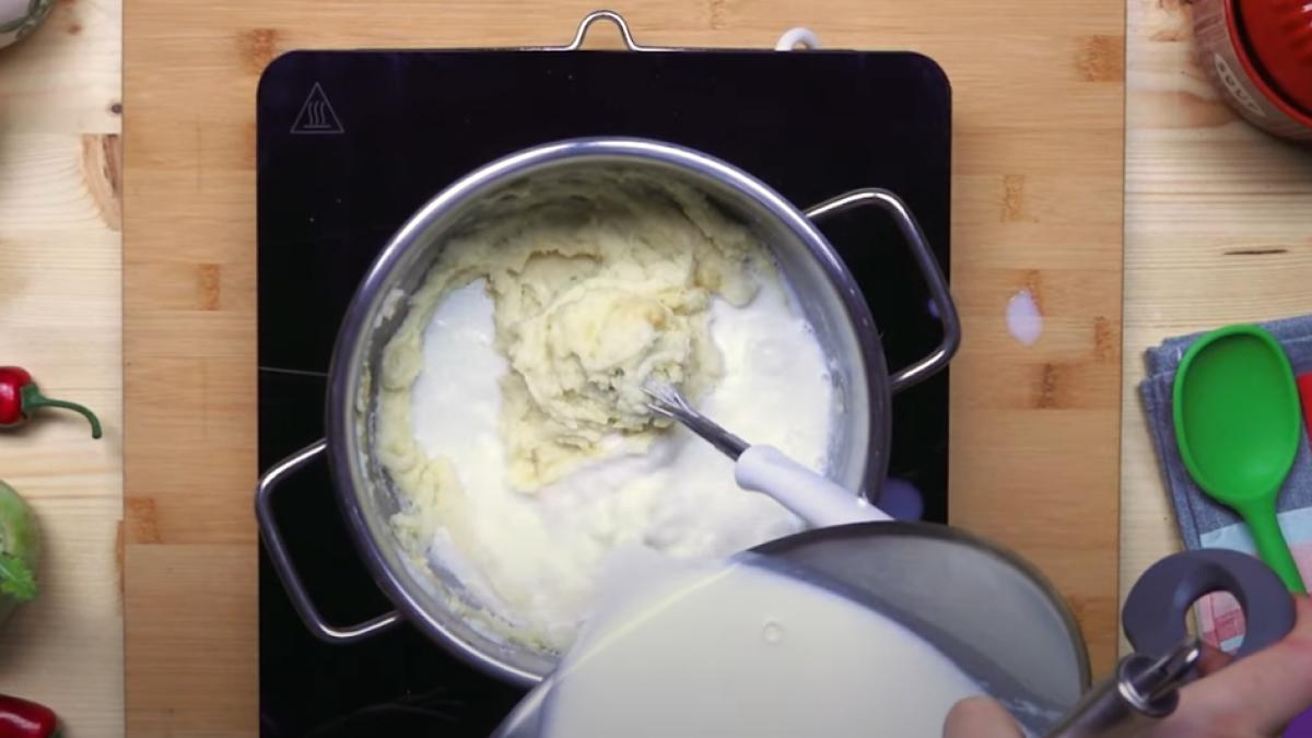 sos bechamel reteta lasagna cartofi gratinati bucatarie