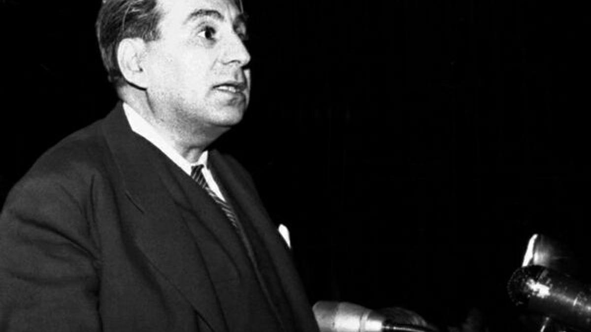 G. Călinescu, fiul păcatului și al Fortunei. Un copil (genial) adunat din florile culturii române