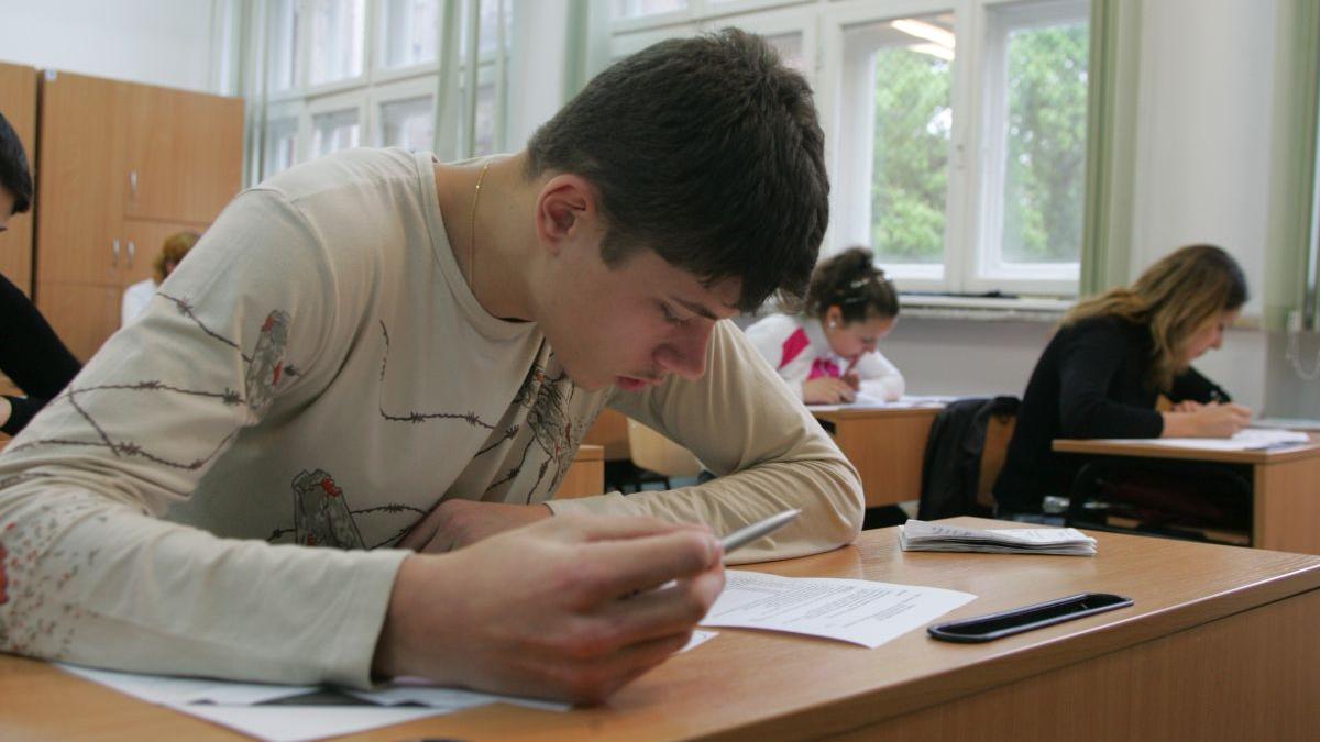Subiecte Bacalaureat 2024. Ce au avut elevii de rezolvat la proba de Matematică