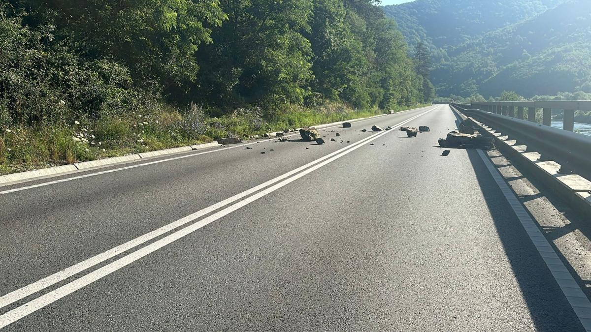 lucrari pe valea oltului a fost nevoie de inchiderea totala a traficului