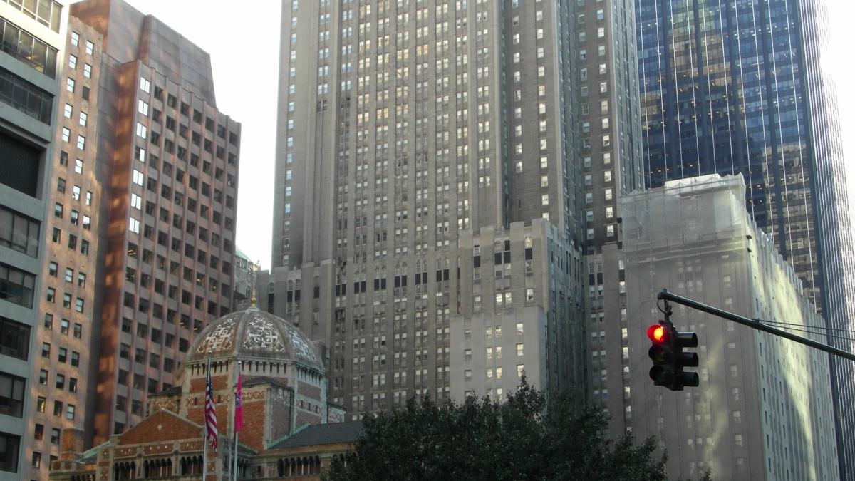 Incident la New York. Podul dintre Bronx și Manhattan a ramas blocat din cauza căldurii