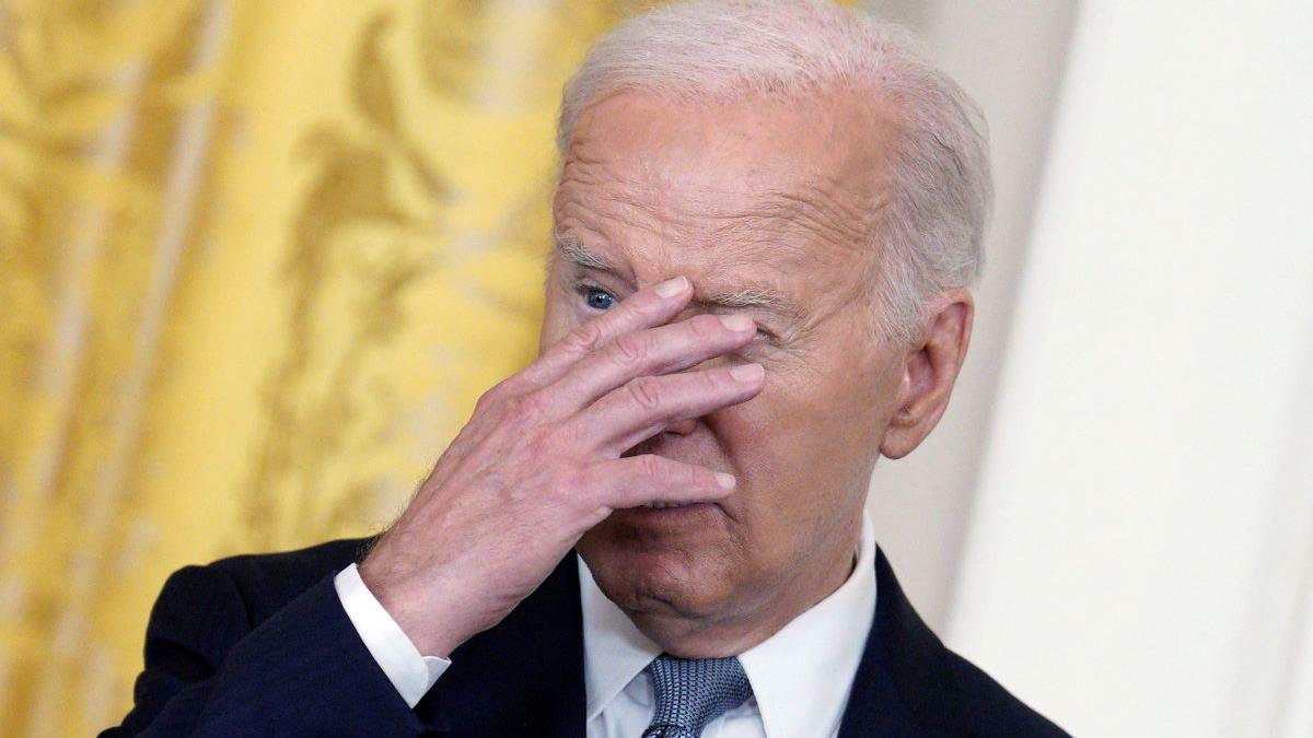 Lui Biden i se cere să demisioneze din funcție