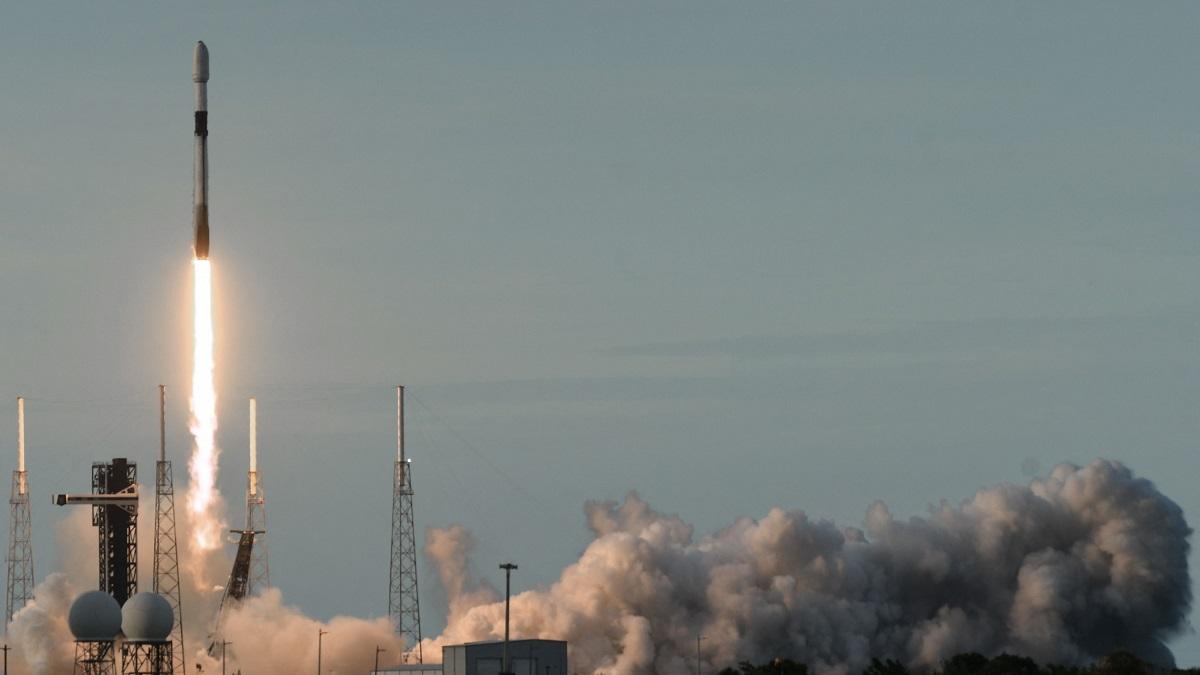 Falcon 9 a primit permisiunea de a reveni în spațiu