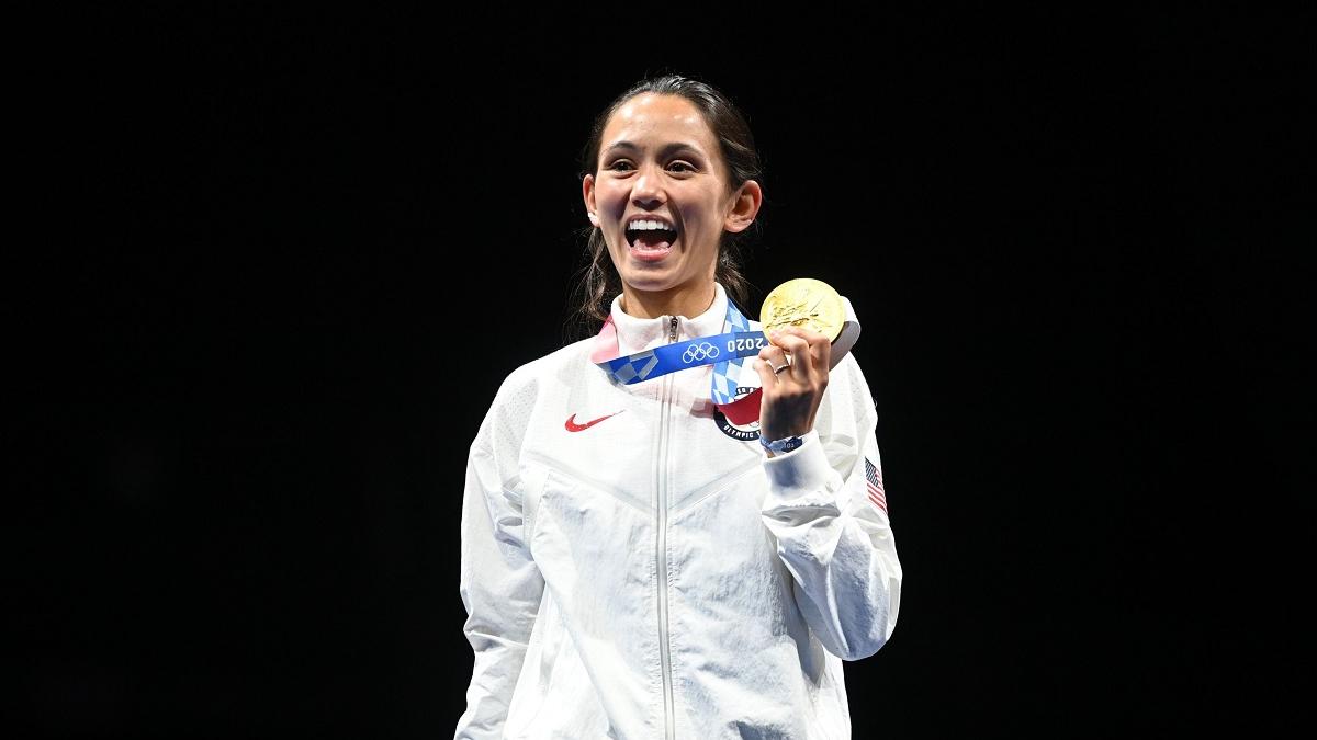 JO 2024 - Scrimă: Lee Kiefer, campioană olimpică la floretă, după o finală 100% americană