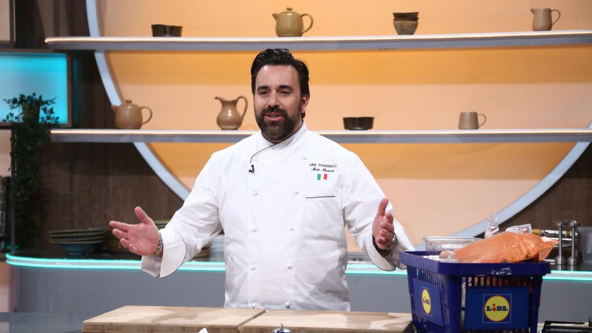 Ce invitat de marcă are Chef Richard Abou Zaki în sezonul 14 Chefi la cuțite: „Este pentru prima dată când un Chef cu 2 stele Michelin vine în platoul show-ului culinar”