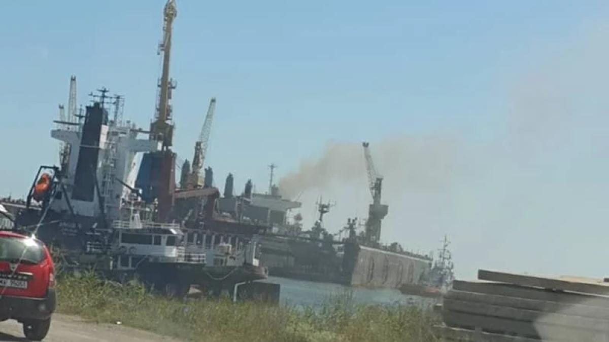 vapor nava midia incendiu santier