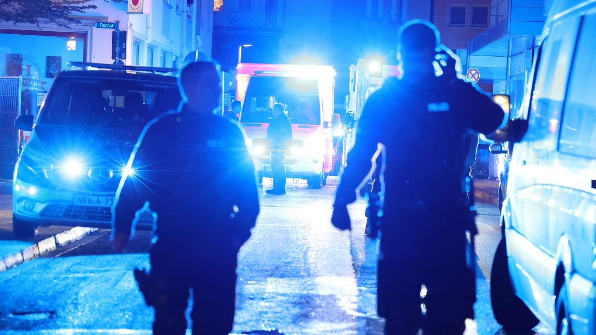 Three useless and 5 injured in a knife assault at a pageant within the metropolis of Solingen