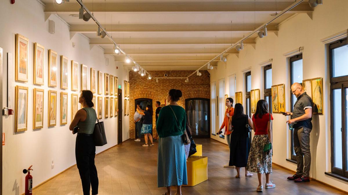 Expoziția „Universul lui Salvador Dalí” a ajuns la final. Peste 100 000 de vizitatori au admirat minunatele obiecte de arta daliniene expuse la ARCUB – Hanul Gabroveni