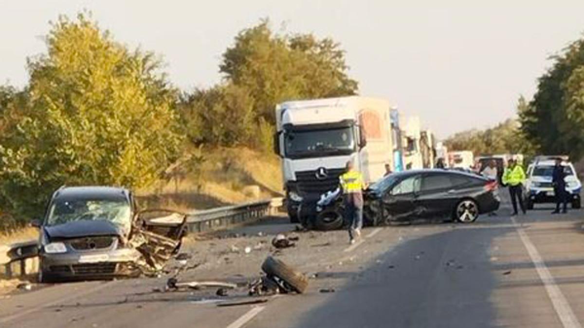 Accident în lanț pe centura Caransebeșului: Șofer britanic reținut după ce a fugit de la locul faptei