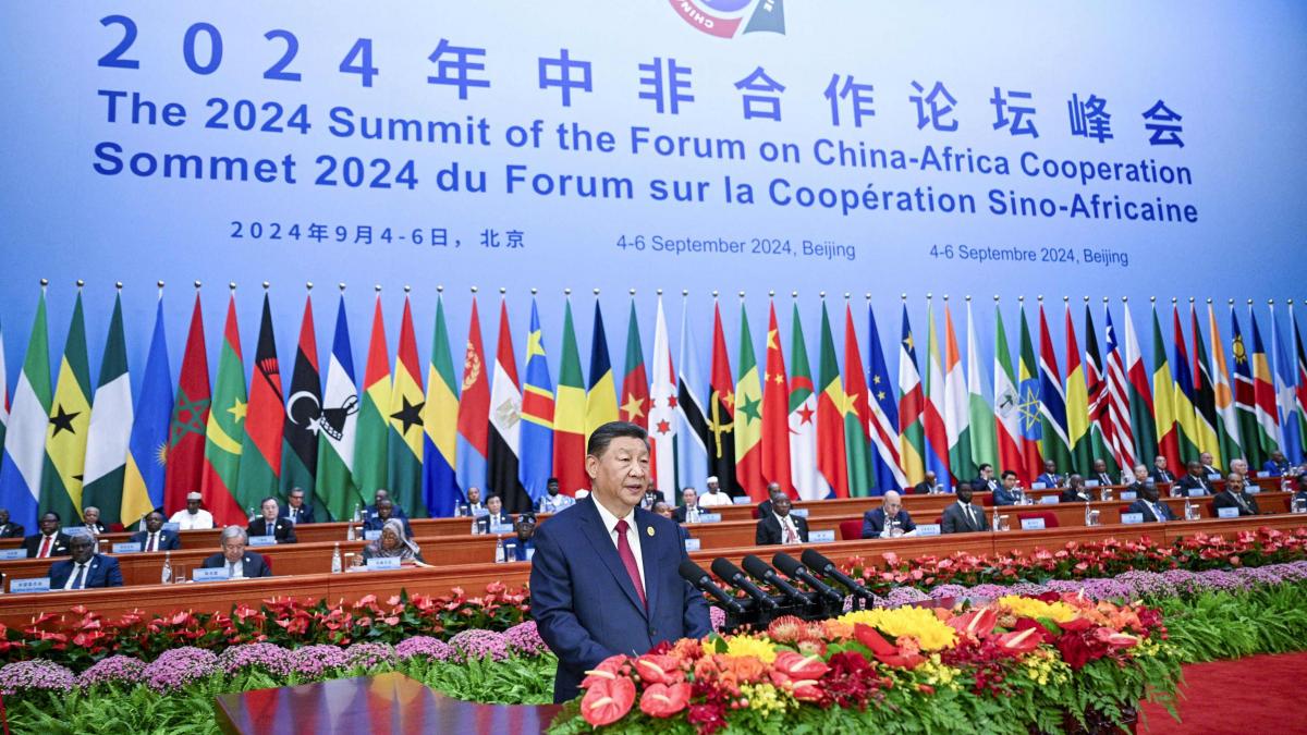 Xi Jinping îi ademenește pe liderii africani: „Alegeți China!”