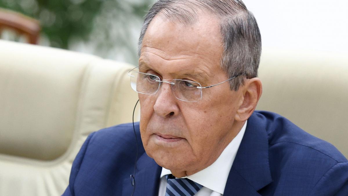 Lavrov acuză Occidentul că a autorizat Ucraina să atace Rusia cu rachete cu rază lungă de acţiune