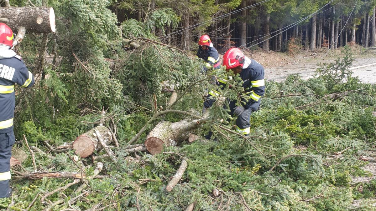 Alertă meteo imediată. Iată lista localităților afectate de fenomene extreme