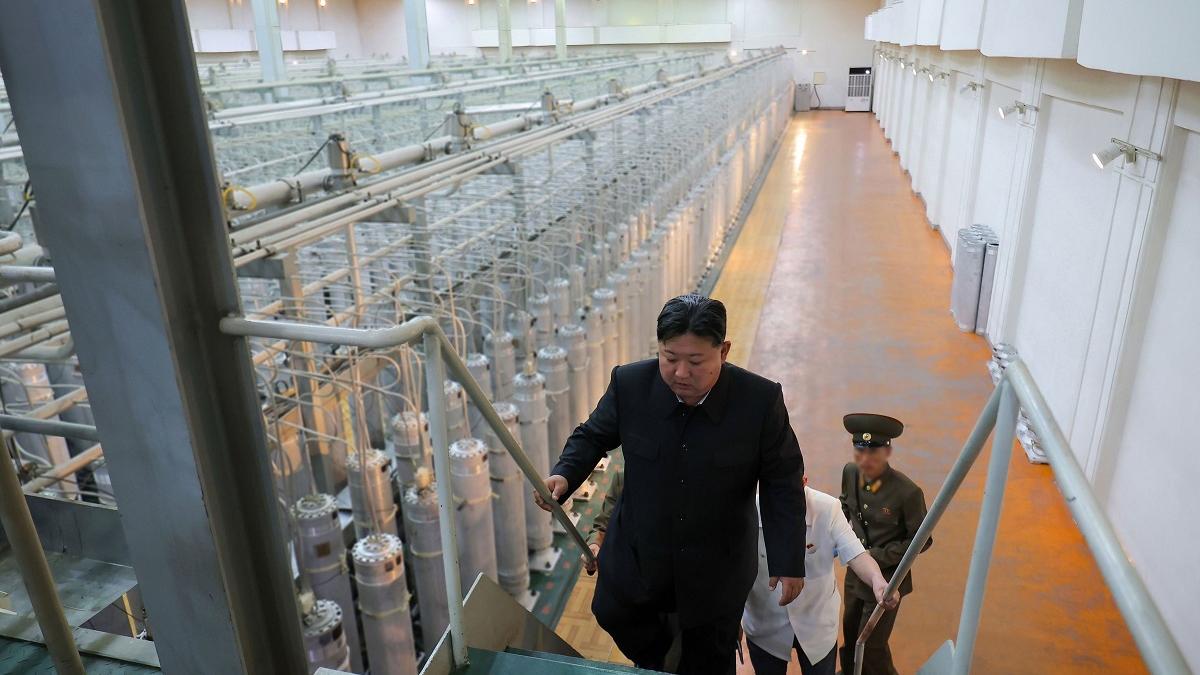 Coreea de Nord a publicat pentru prima dată imagini cu instalaţiile sale de îmbogăţire a uraniului