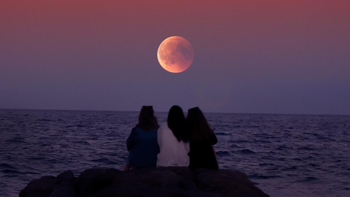 Influența Eclipsei de Lună plină asupra tuturor zodiilor